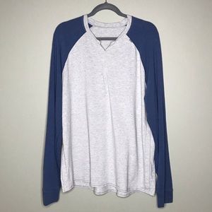 🍋 Lululemon Men’s Raglan Style Baseball tee